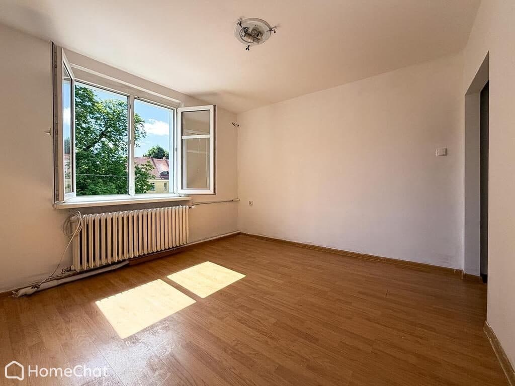 Mieszkanie trzypokojowe w centrum Uzdrowiska