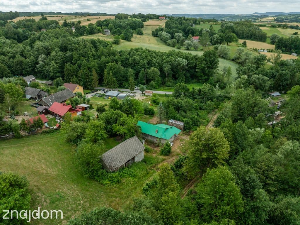 Broniszów - działka z domem i stodoła 34,85 ar WZ - zdjęcie 3