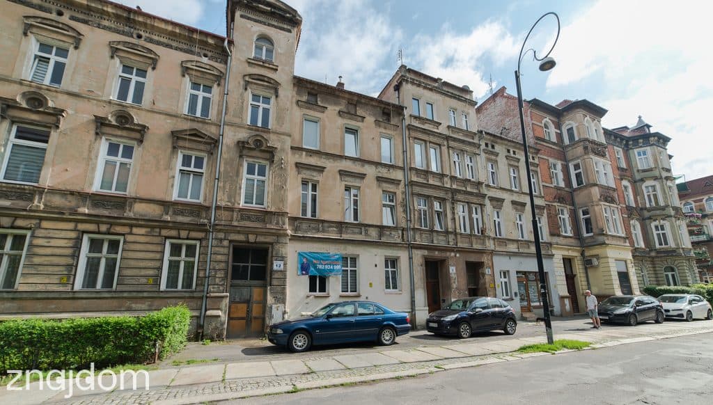 Centrum na wyciągnięcie ręki, park za rogiem - zdjęcie 13
