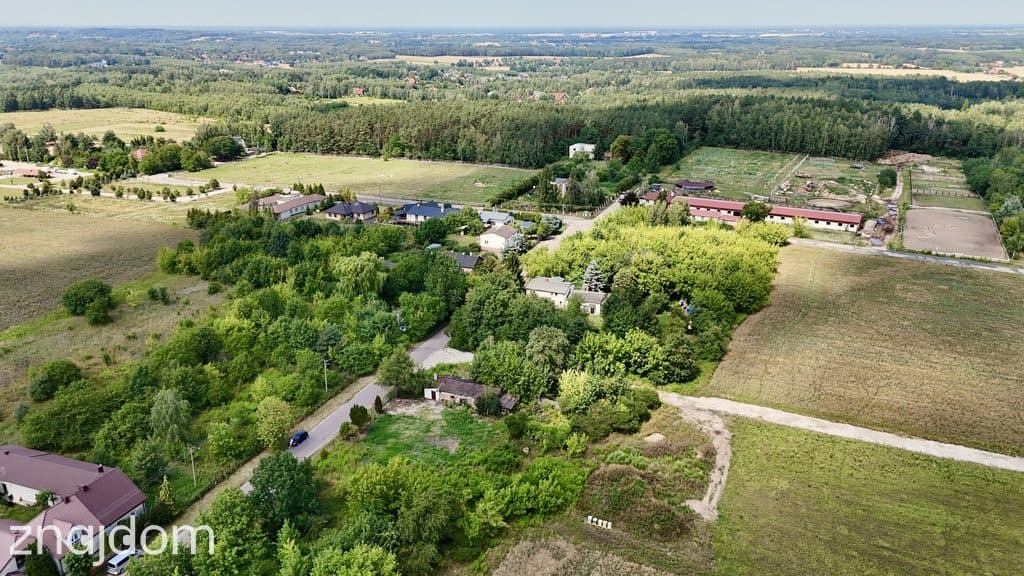 Twoja oaza 1600m² w Nowosolnej - Cisza i Komfort - zdjęcie 9