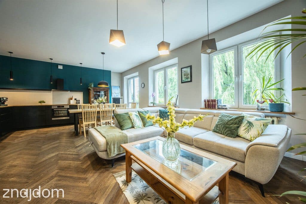 Przestronne 5 pokoi w kamienicy, 123 m²