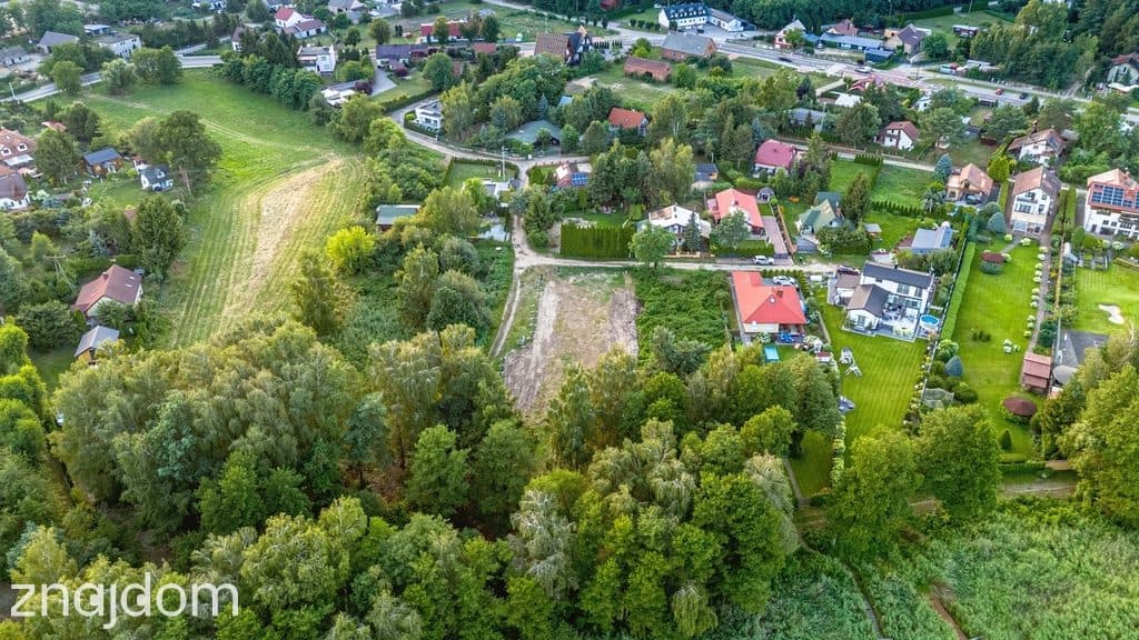 Prestiżowa działka nad jeziorem - zdjęcie 3