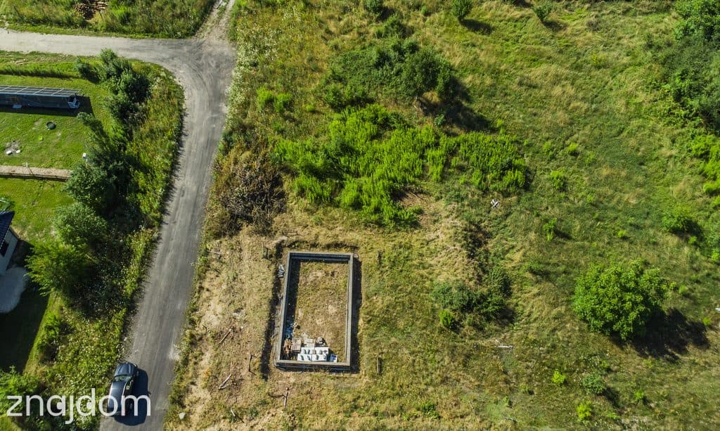 Działka budowlana idealna pod dom 739 m2 z MPZP - zdjęcie 3