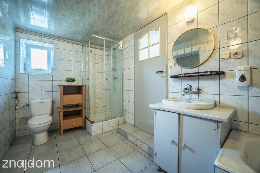 Siedlisko marzeń- dom i 5 budynków gospodarczych - zdjęcie 14