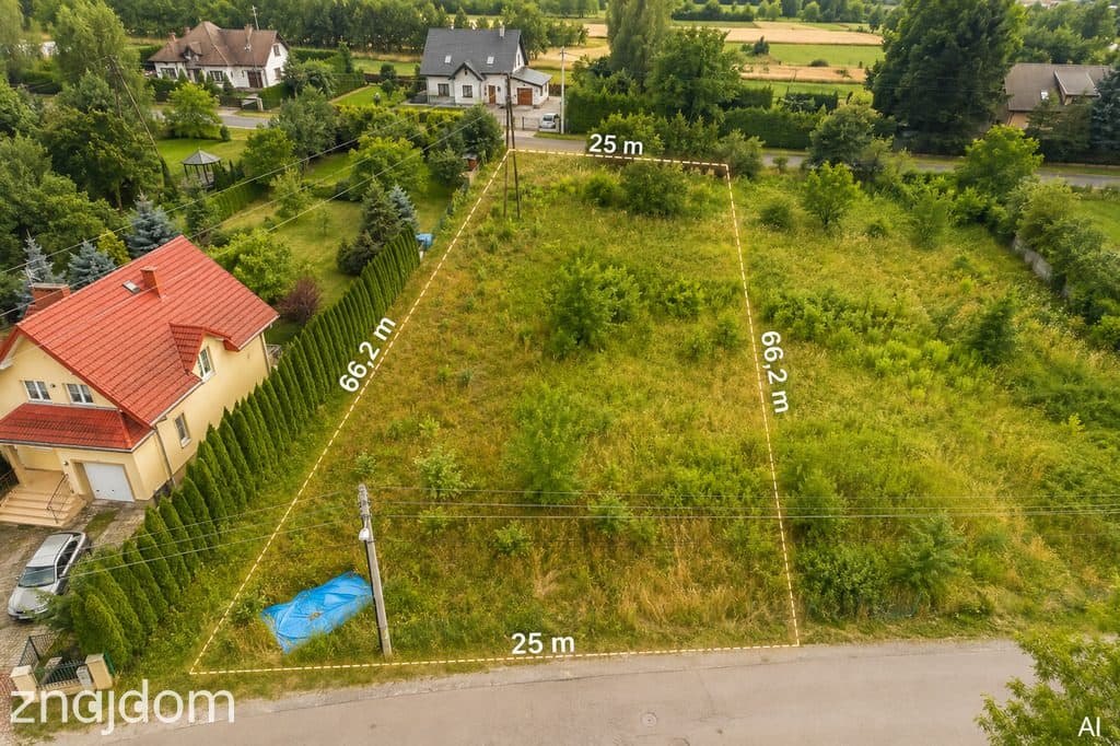 1705 m² możliwości w sercu zielonego Mirowa.