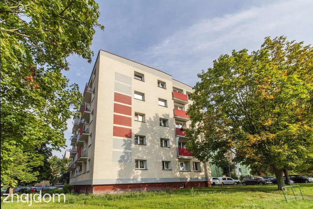 Wchodzisz z walizką i mieszkasz 2 pokoje 1. piętro - zdjęcie 13
