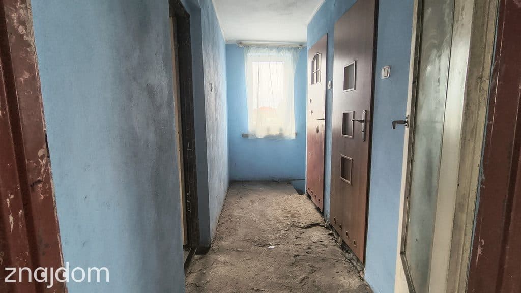 Dom z dużym potencjałem wykończeniowym - zdjęcie 12