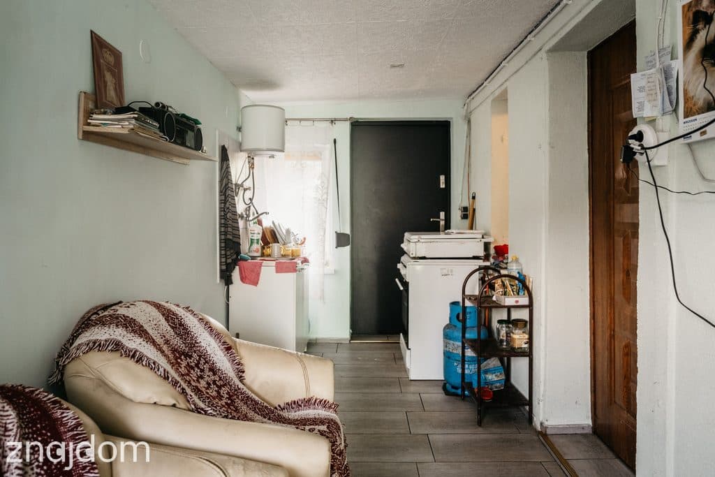 Bezobsługowa działka rekreacyjna 600 m² z domkiem - zdjęcie 13