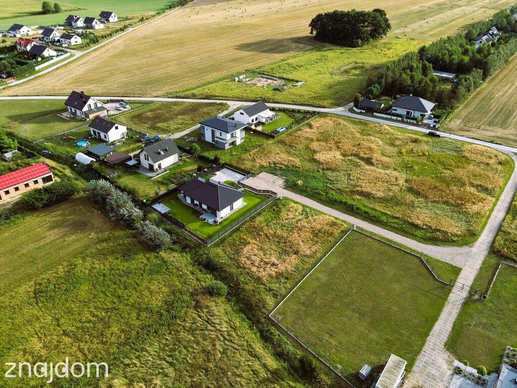 Zamieszkaj w Radzewie! Działka 893 m² czeka
