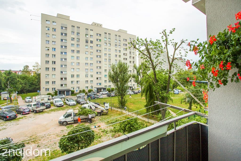 2 pokoje z balkonem oś. Herby ul. Weroniki - zdjęcie 15