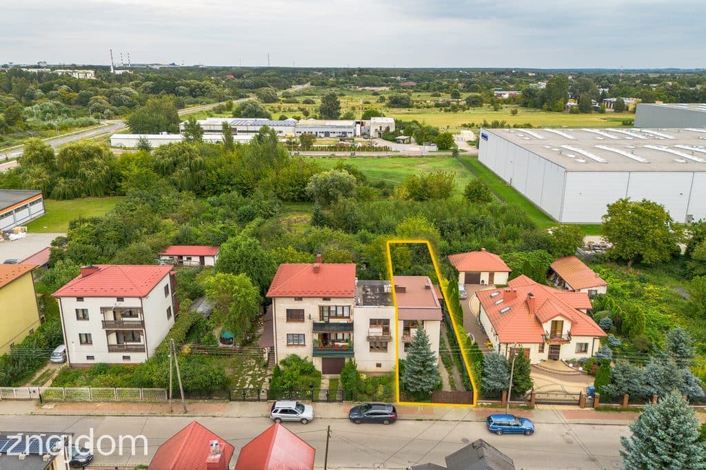 Komfortowy bliźniak 90 m² z działką w Ostrowcu - zdjęcie 2