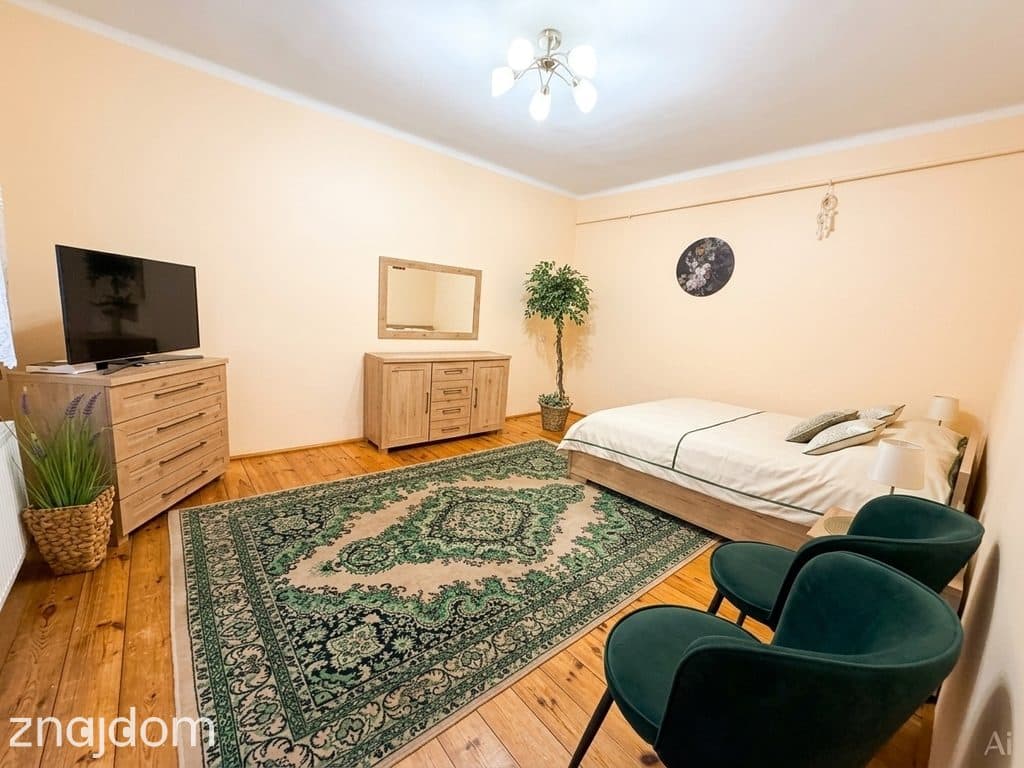 Siedlisko z pompą ciepła i PV na działce 7200 m² - zdjęcie 7