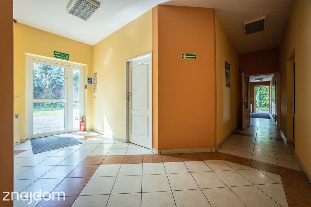 Obiekt usługowy 589m2 | Działka 2292m2 - zdjęcie 18