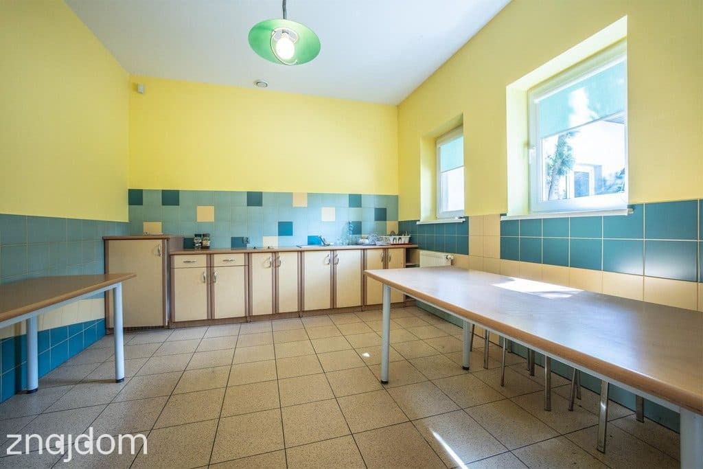Obiekt usługowy 589m2 | Działka 2292m2 - zdjęcie 19