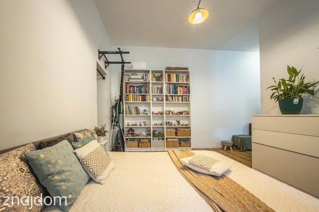 Cicha kamienica w centrum! 107 m² po remoncie - zdjęcie 8