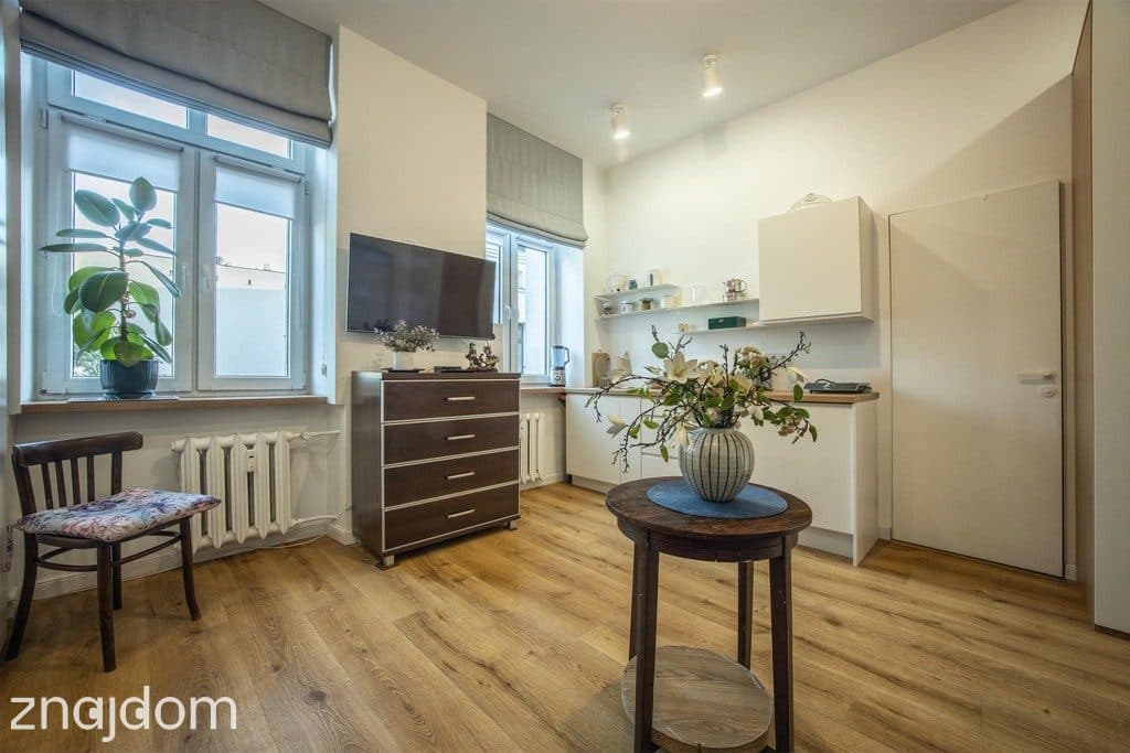 Cicha kamienica w centrum! 107 m² po remoncie - zdjęcie 13
