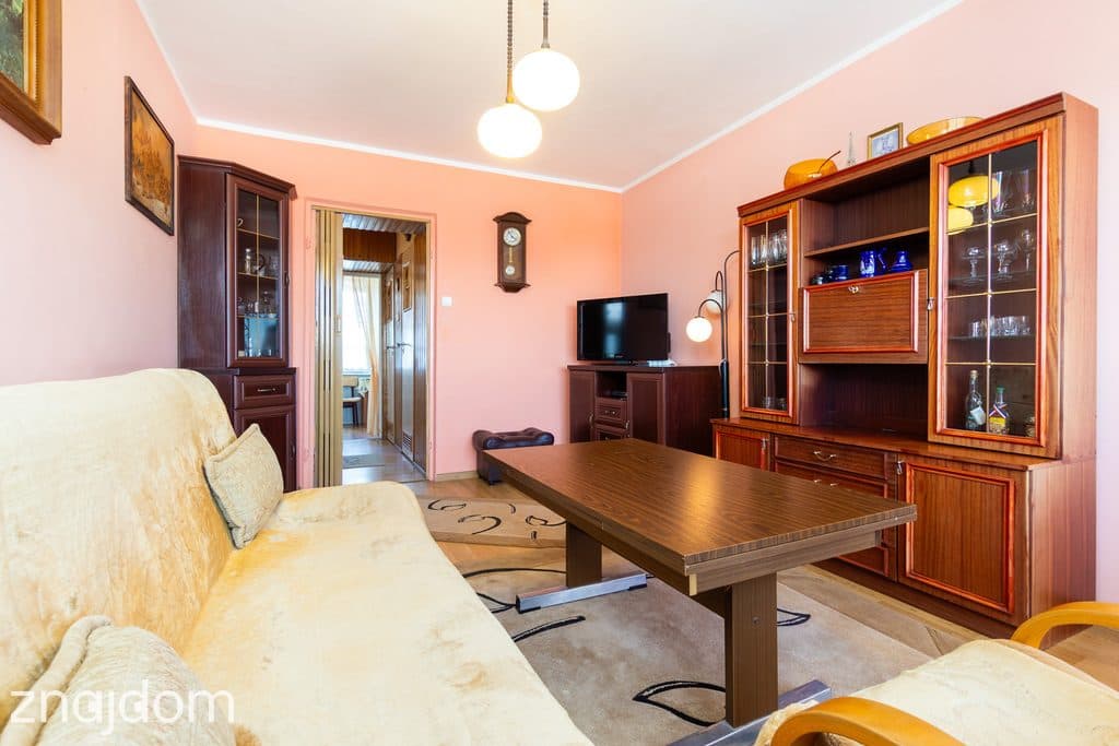 Oglądaj mecze GKS z balkonu! 3 pokoje, 48m2 na POW - zdjęcie 3