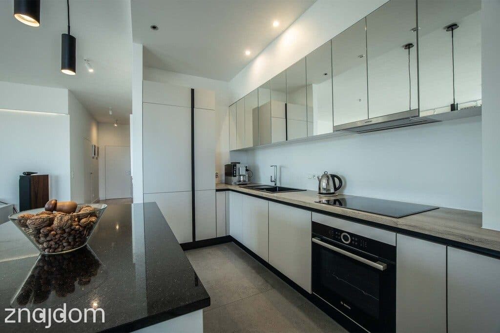 Penthouse ostatnie piętro Centrum Taras 75m2 Garaż - zdjęcie 6