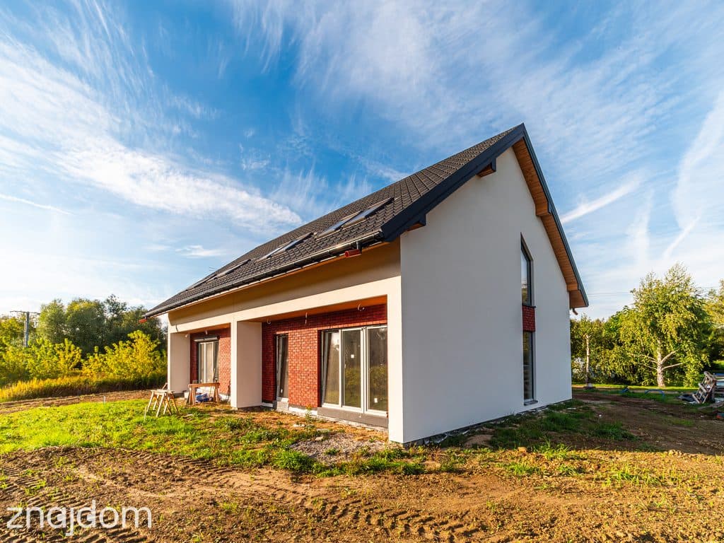 Nowoczesny dom w zabudowie bliźniaczej | 96,84 m²