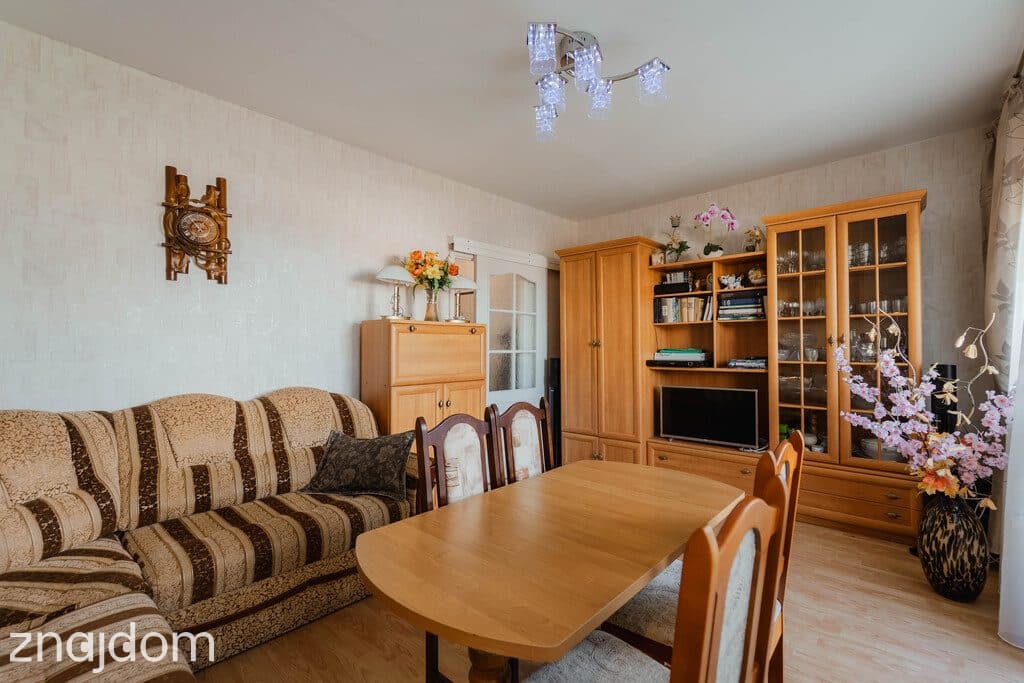 3 pokoje na Os. Słonecznym - piwnica, balkon - zdjęcie 2