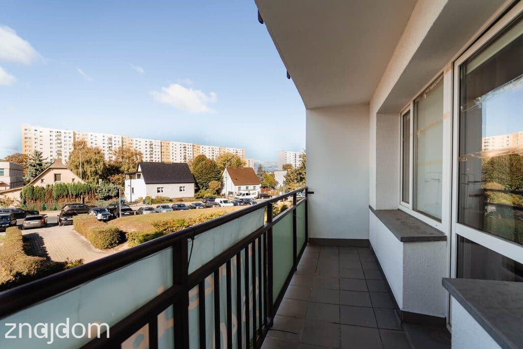3 pokoje na Os. Słonecznym - piwnica, balkon - zdjęcie 9