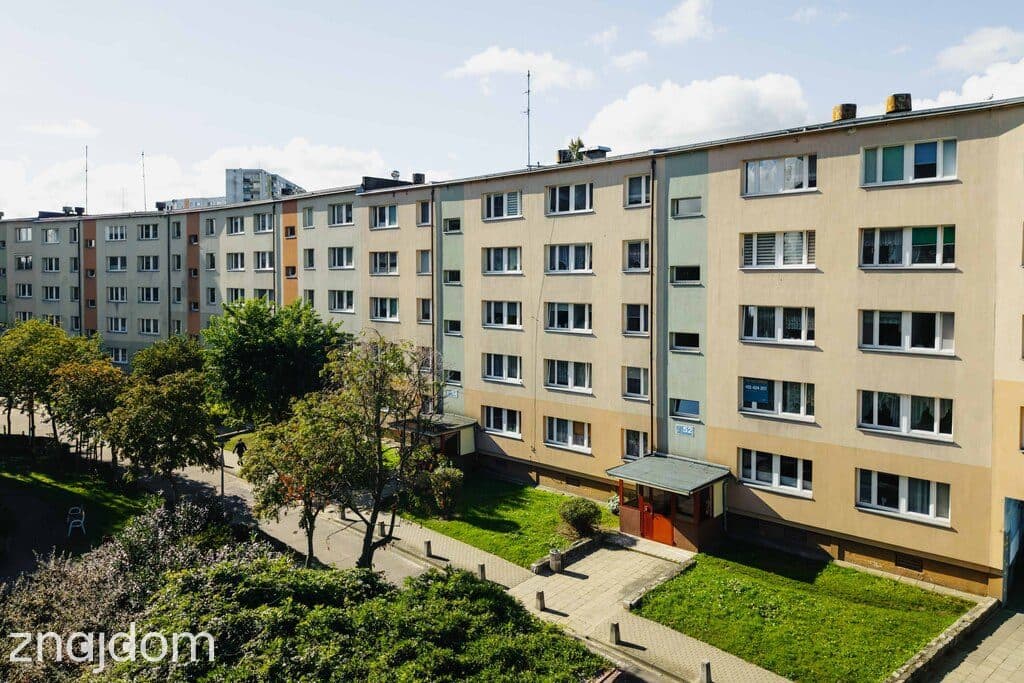 3 pokoje na Os. Słonecznym - piwnica, balkon - zdjęcie 12