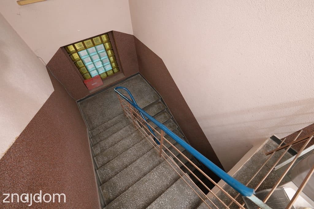 Dom szeregowy 220 m², dwa mieszkania, ogród, garaż - zdjęcie 14