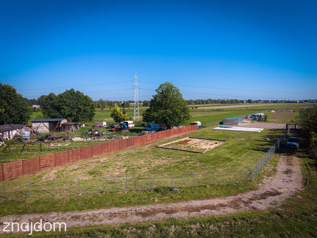 4690 m² w Rzgowie | część budowlana 1500 m² | media, ogrodzenie - zdjęcie 2