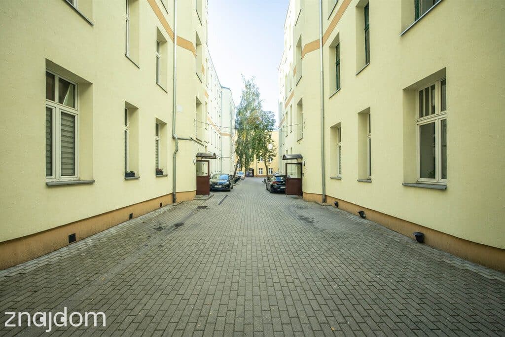 Klimat Łodzi! 2 pokoje obok Piotrkowskiej (52m²) - zdjęcie 3