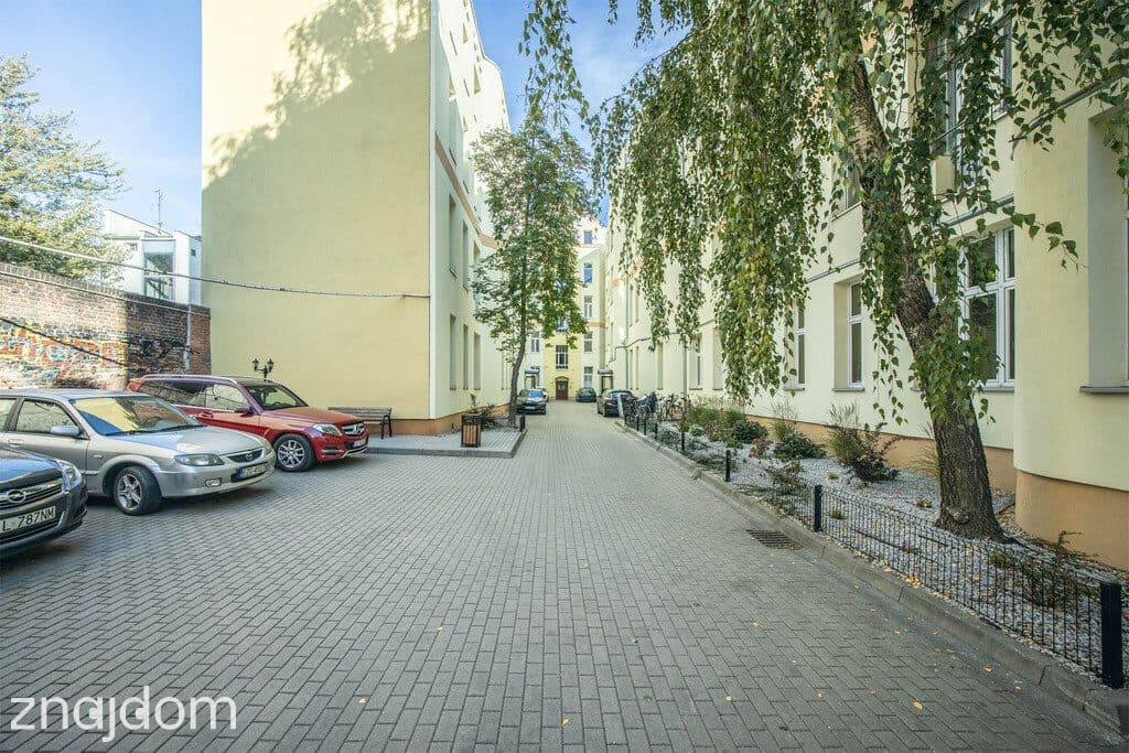 Klimat Łodzi! 2 pokoje obok Piotrkowskiej (52m²) - zdjęcie 9
