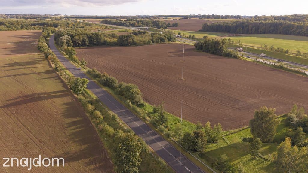 Działka z wydanymi warunkami zabudowy, NOWA CENA 7030m2 , prywatność - zdjęcie 4