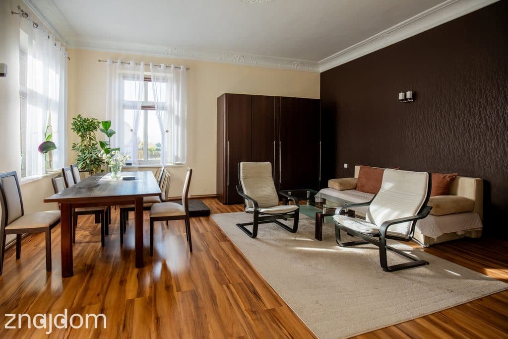 130 m², ogród i garaż – idealne dla rodziny lub na prestiżowe biuro - zdjęcie 3