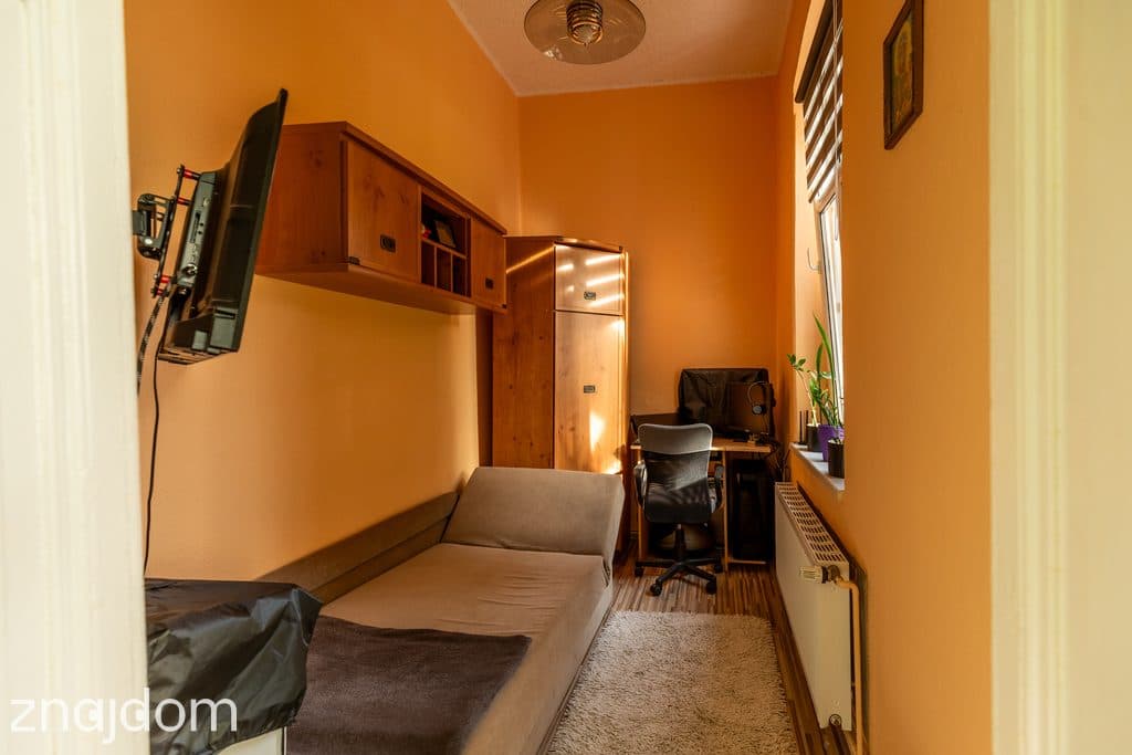 130 m², ogród i garaż – idealne dla rodziny lub na prestiżowe biuro - zdjęcie 4