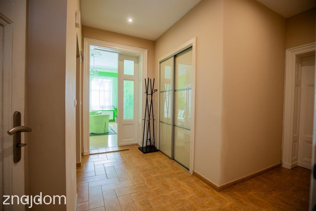 130 m², ogród i garaż – idealne dla rodziny lub na prestiżowe biuro - zdjęcie 5