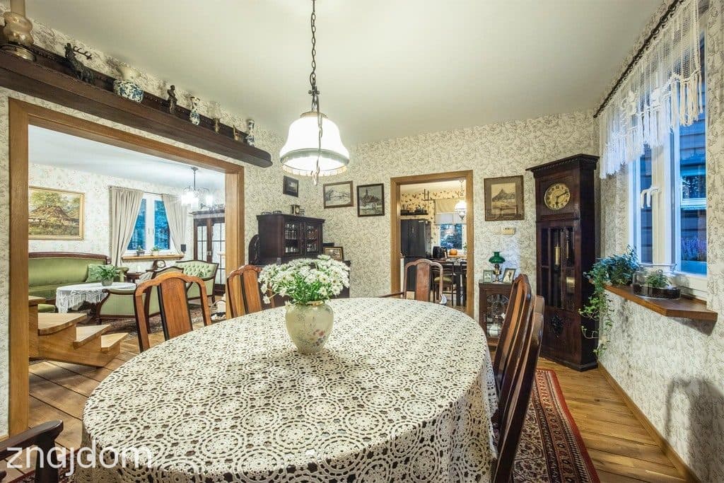 Urokliwy dom w sercu Sokolnik, 129 m2 stylu i 1035 m2 leśnej oazy! - zdjęcie 7