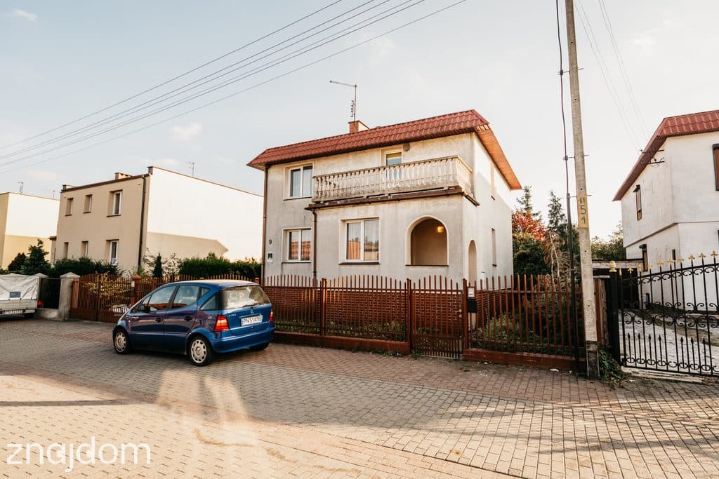 Dom 165 m² z pięknym ogrodem i 2 garażami | Konin, - zdjęcie 4