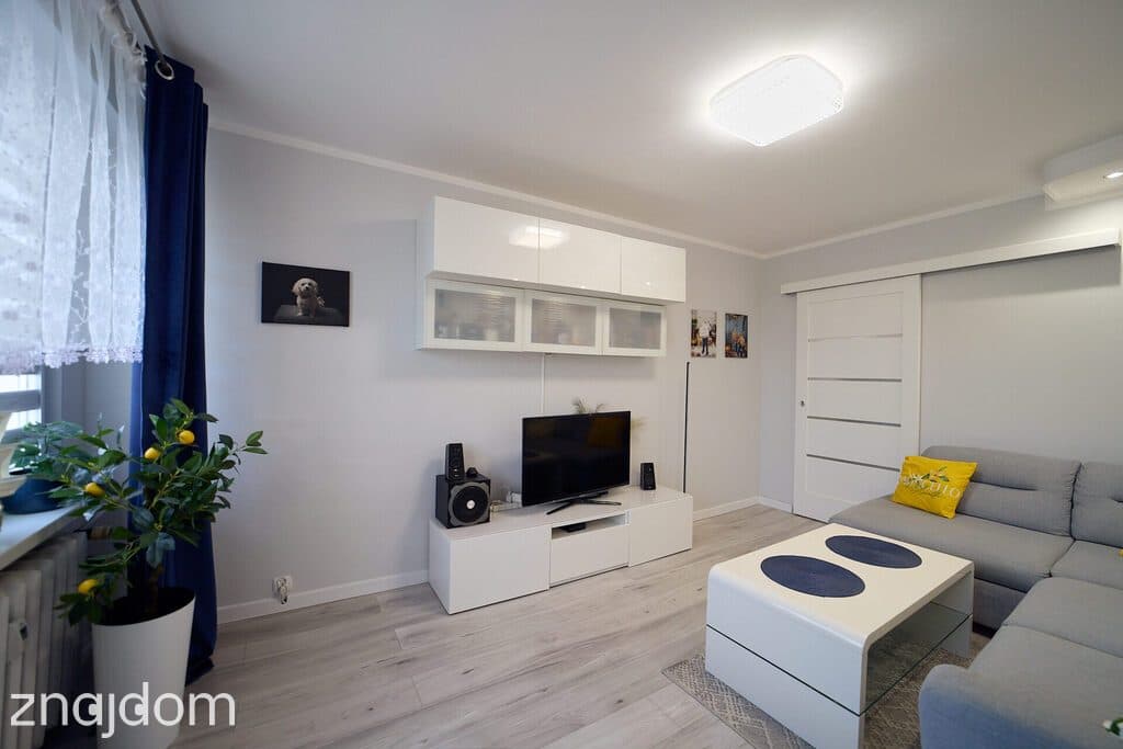 3 pokoje | Balkon | 2 piwnice | Wyposażenie w cenie | Oś. Kopernika - zdjęcie 2