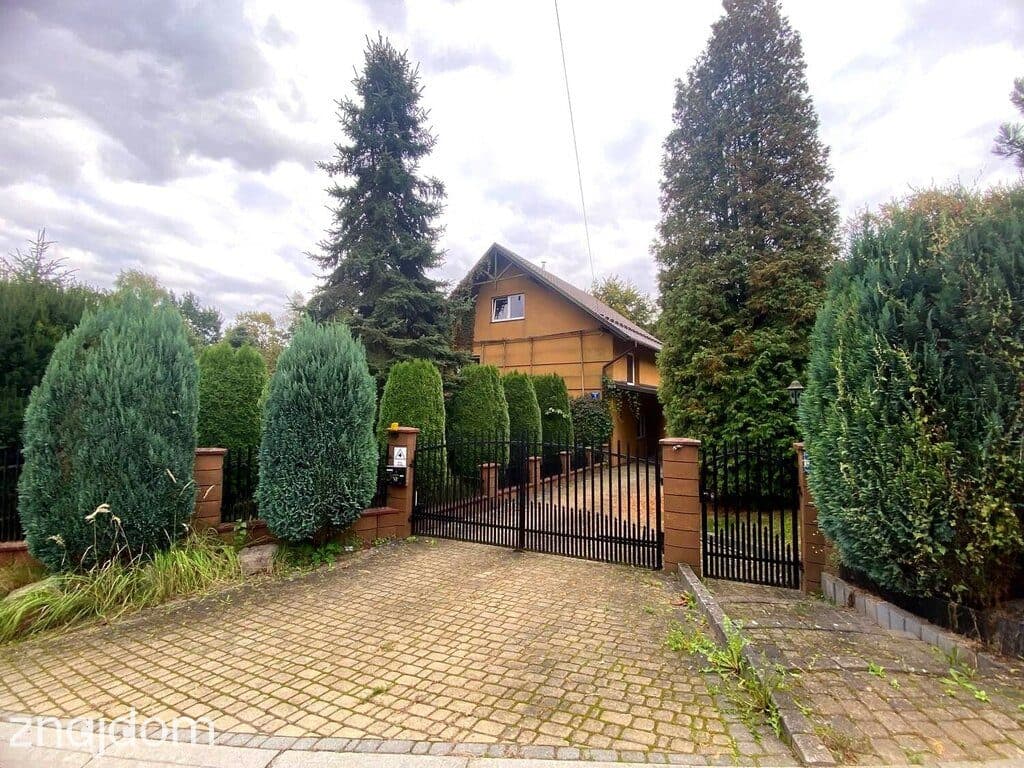 Dom 160 m² Nielepice, ul. Dębowa przy lesie, garaż z domkiem dla gości - zdjęcie 2