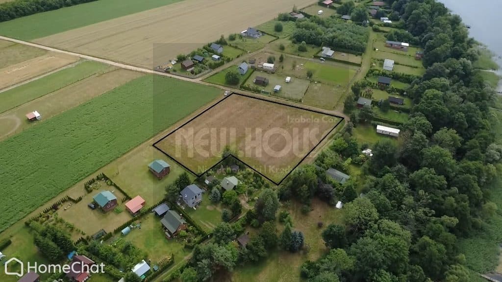 Wyjątkowa działka nad jeziorem Woświn