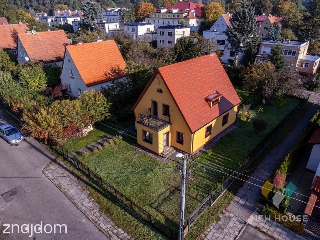 Dom po remoncie  nad Jeziorem Długim