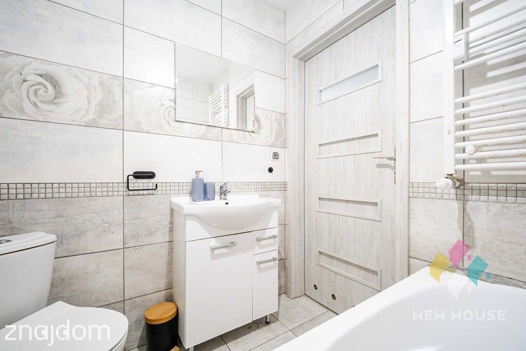 Bartąska, 2-poziomowe mieszkanie, balkon, winda - zdjęcie 17