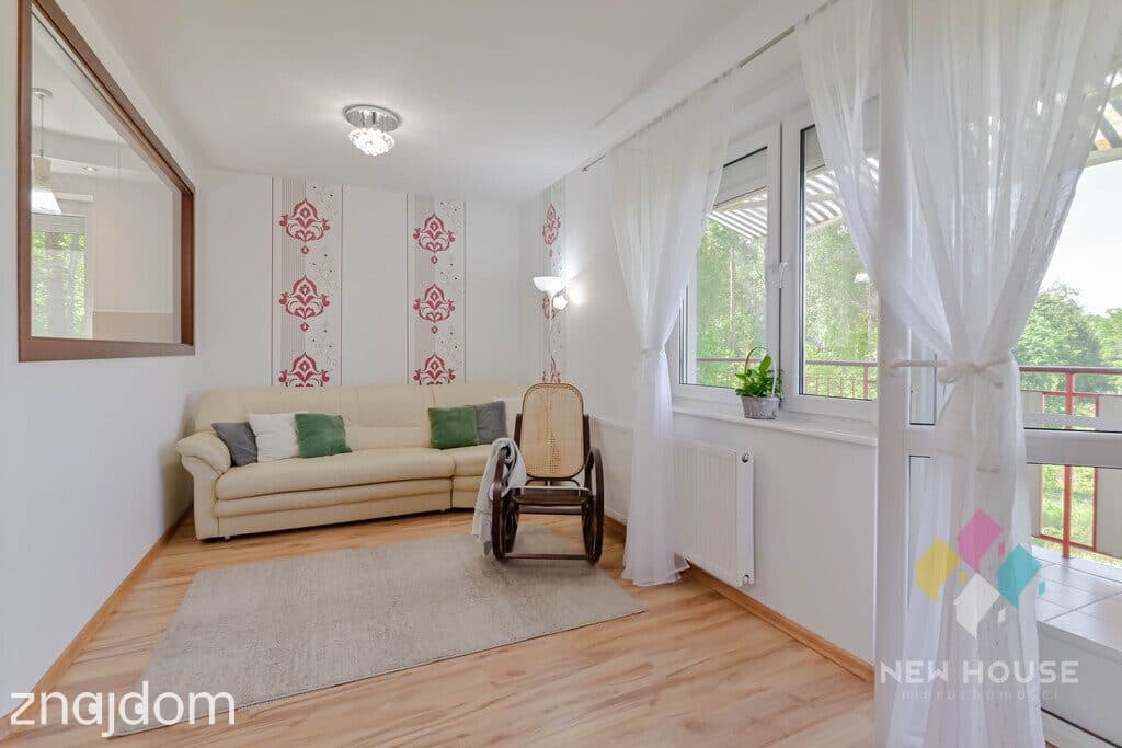 Słupy, dwupoziomowe mieszkanie, balkon, m.post. - zdjęcie 11