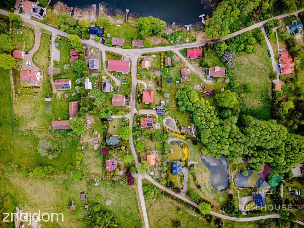 Borowe, dom z dużym tarasem, własnym stawem - zdjęcie 19