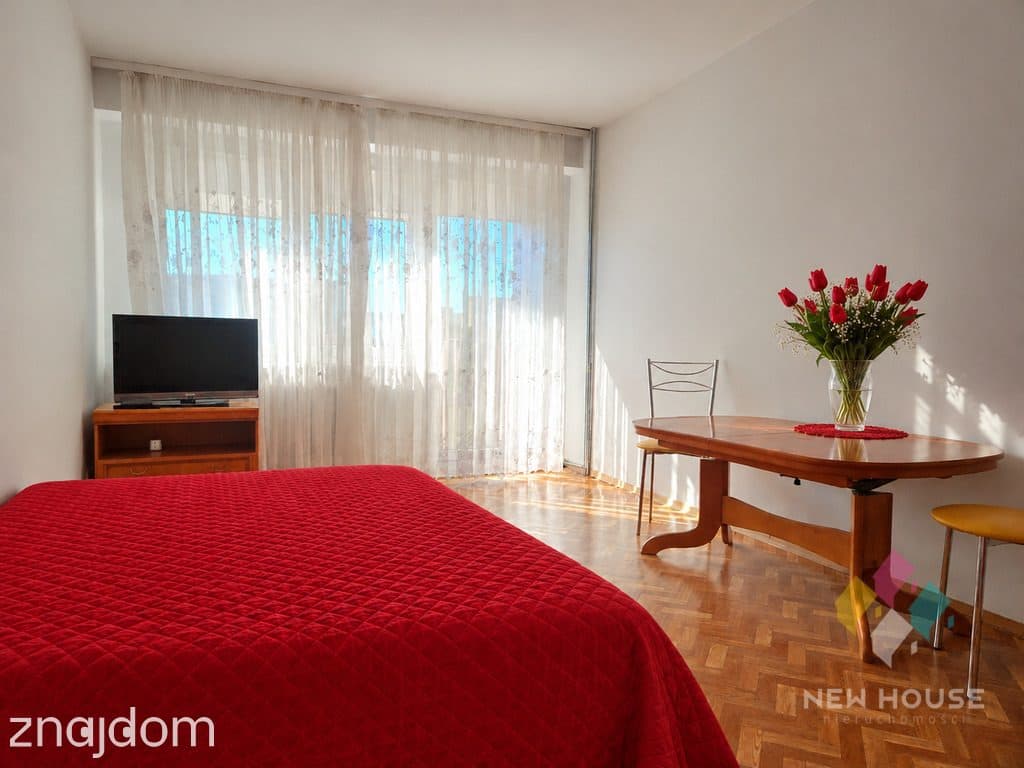 3 pokoje, 4 piętro, balkon, winda - zdjęcie 2