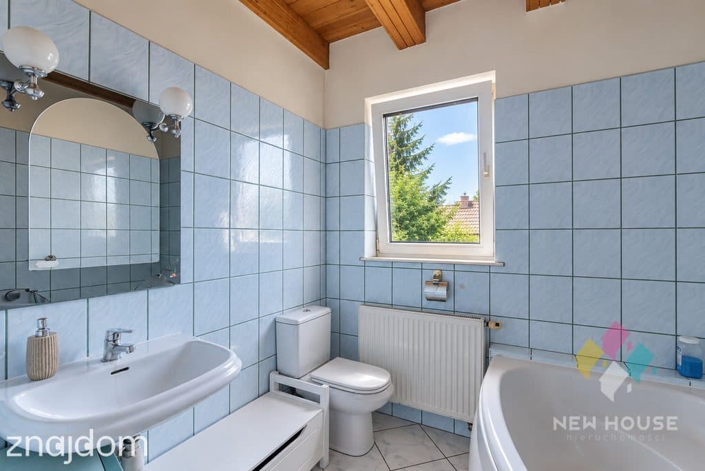 Zalbki- Dom 265 m2, garaż, piwnica, staw, duża działka - zdjęcie 11