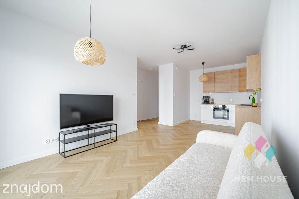 2 pok. Jezioraj 43 m2, plaża miejska, bez PCC
