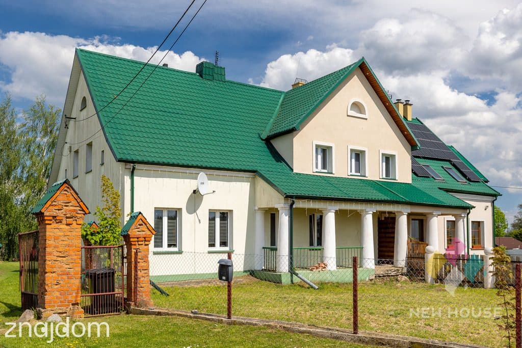 Dom nad rzeką koło Ełku, w stylu dworkowym - zdjęcie 4