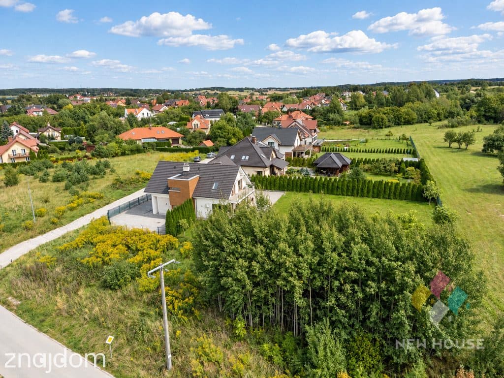 Zadbany dom, 6 pokoi, winda, garaż J. Skanda - zdjęcie 15