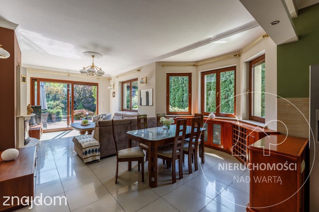 DOM Pokrzywno | 234,7 m² | działka 962 m² - zdjęcie 2