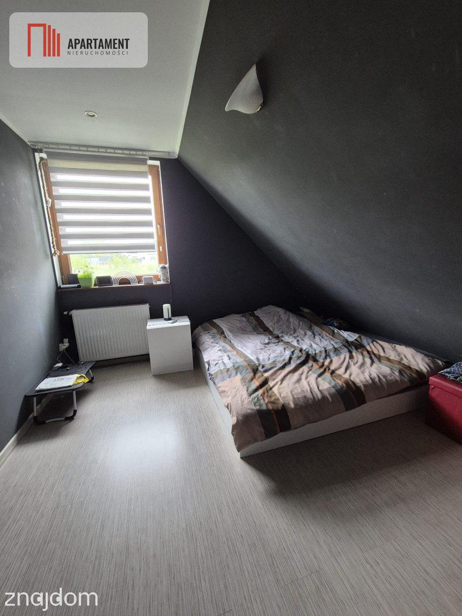 Dom w cichej i spokojnej okolicy - zdjęcie 17